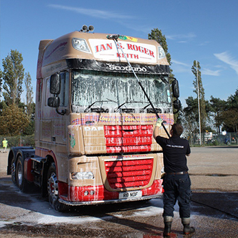 Commercial Vehicle<br> Cleaning